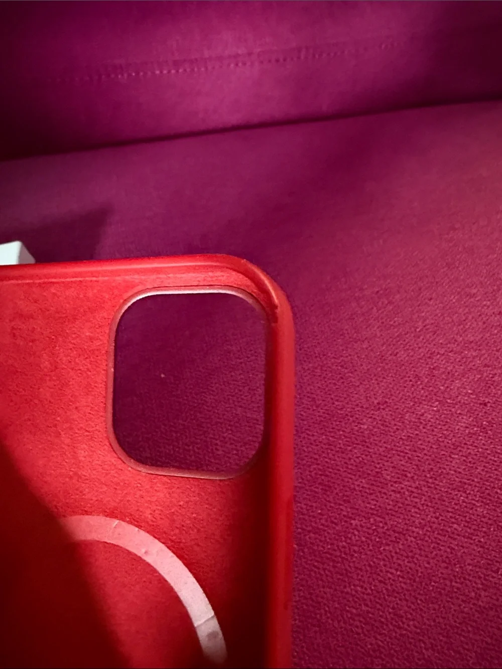 Apple iPhone 12 / 12 Pro Silicone Case - Red